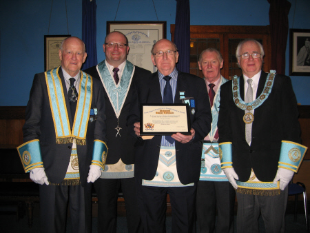 RWBro Weir with the honoured brethren